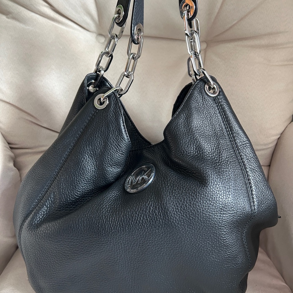 Michael Kors Black Leather Shoulder Bag with Chain Detailing